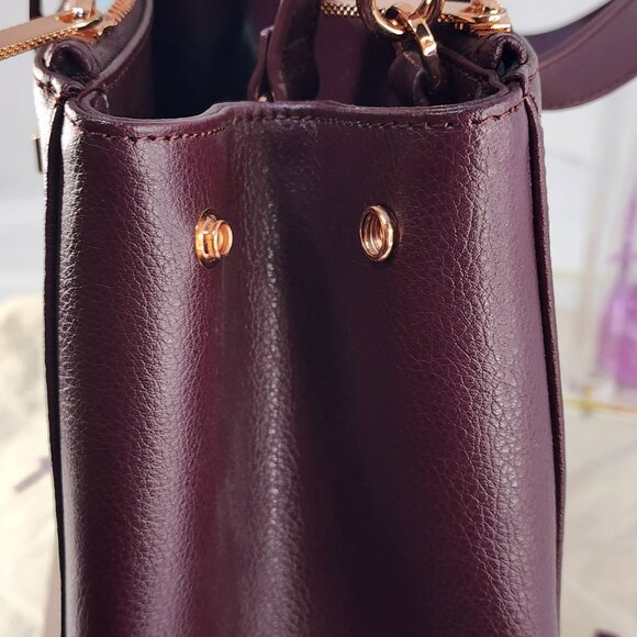 Ted Baker Alexiis Large Tote Bag Purple Leather NWOT Shoulder Strap Hardware - Picture 4 of 12